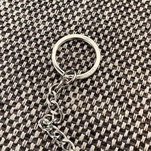 2026127215429611 280